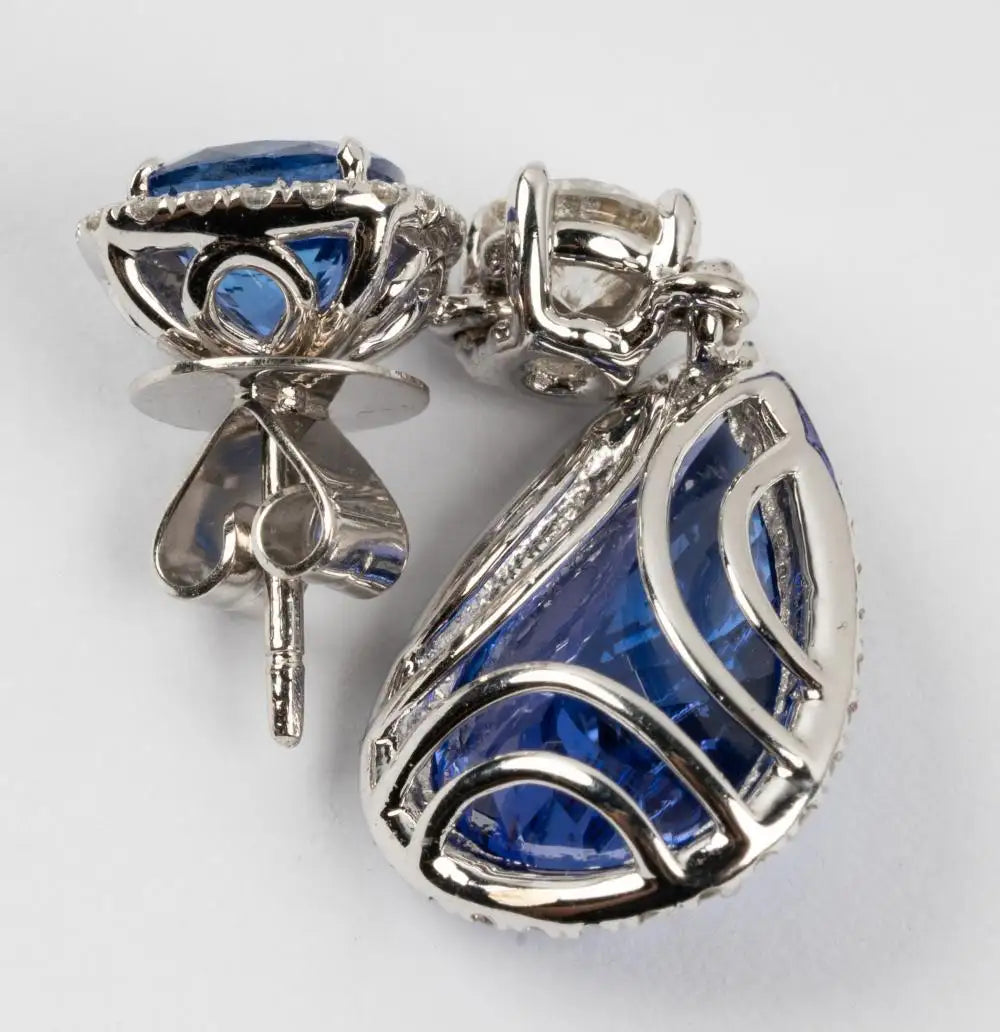 Gorgeous Tanzanite and Diamond Dangling Earrings in 18k