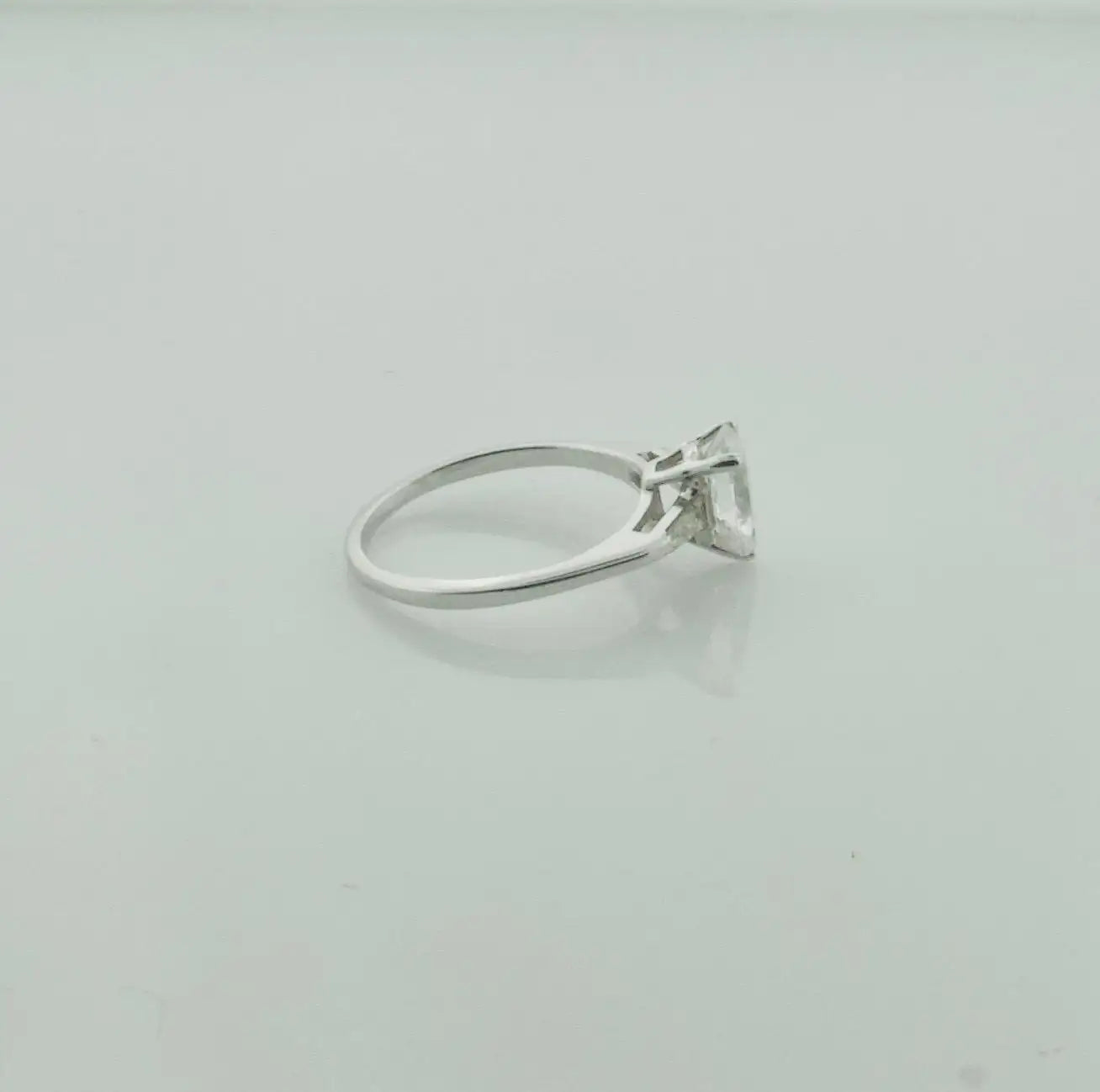 Classic Pear Shape Diamond Ring in Platinum 1.16 GIA F SI1