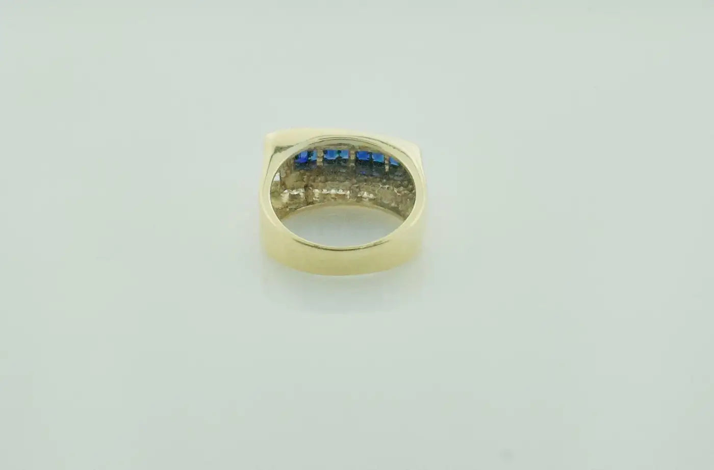 Retro Sapphire and Diamond Ring in Yellow Gold