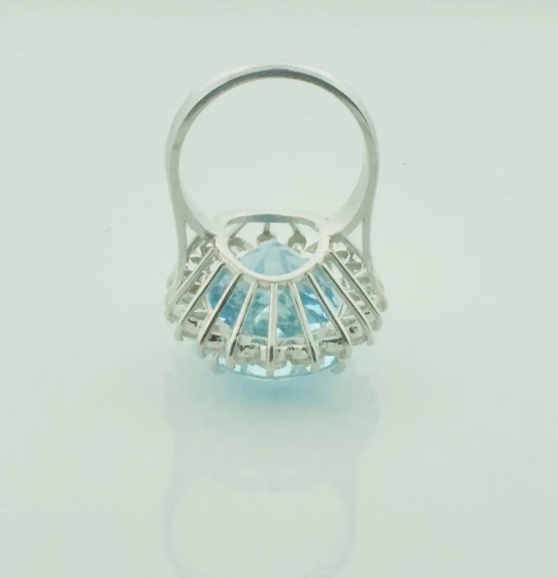 Classic Aquamarine and Diamond Ring in Platinum
