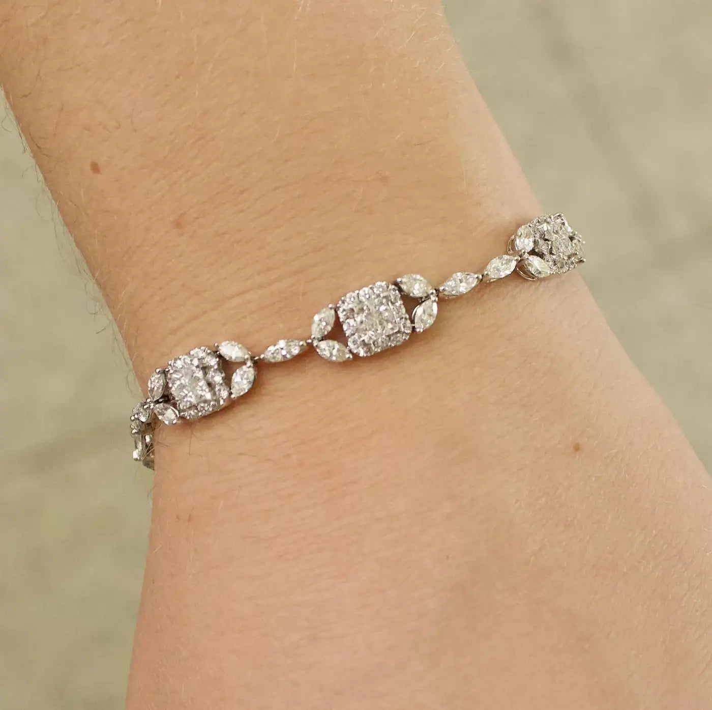 Diamond Bracelet by "Greg Ruth" in 18k White Gold