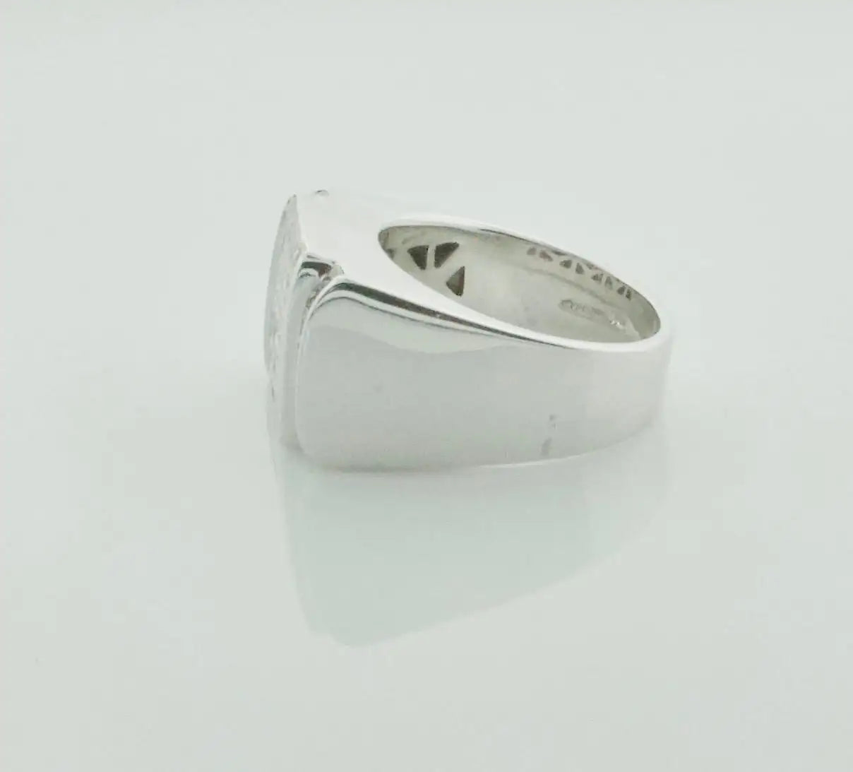 "Rapper's Delight" Flex Ring