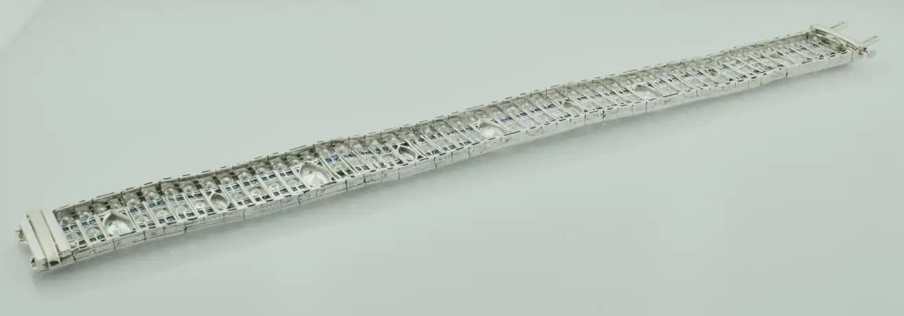 Important Platinum Diamond and Sapphire Art Deco Bracelet C. 1920's 20.00 Cts