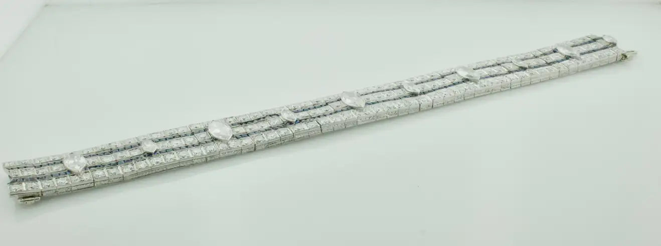 Important Platinum Diamond and Sapphire Art Deco Bracelet C. 1920's 20.00 Cts