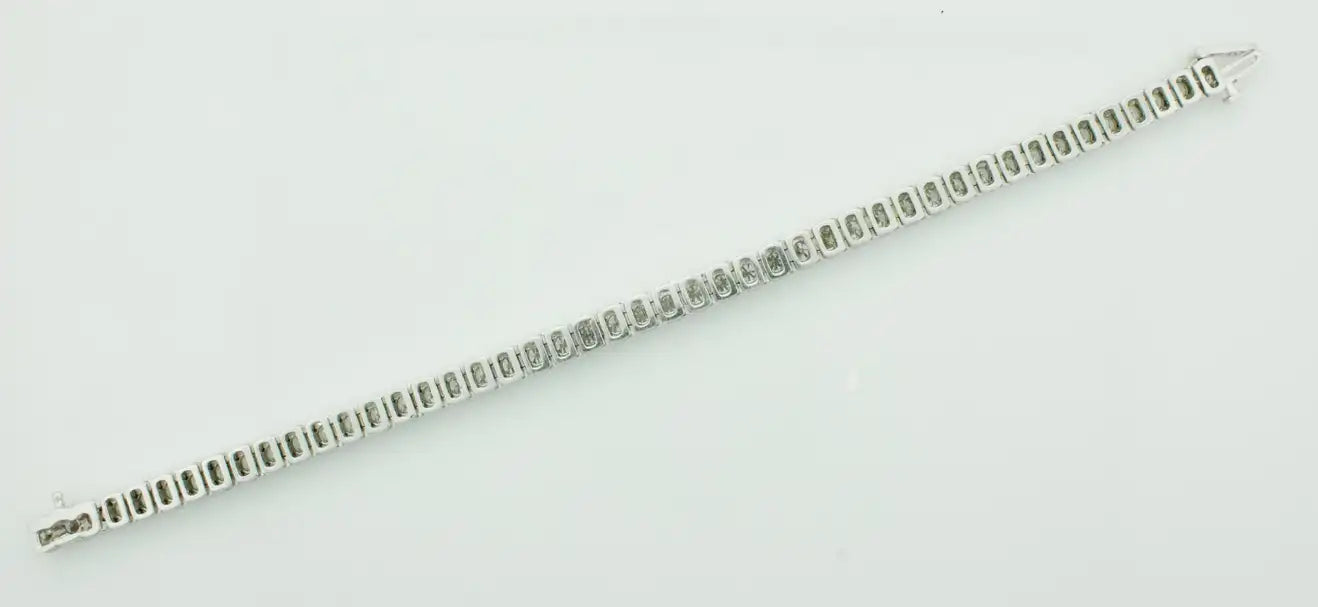 Diamond Straight Line Bracelet 7.10 Carats in White Gold