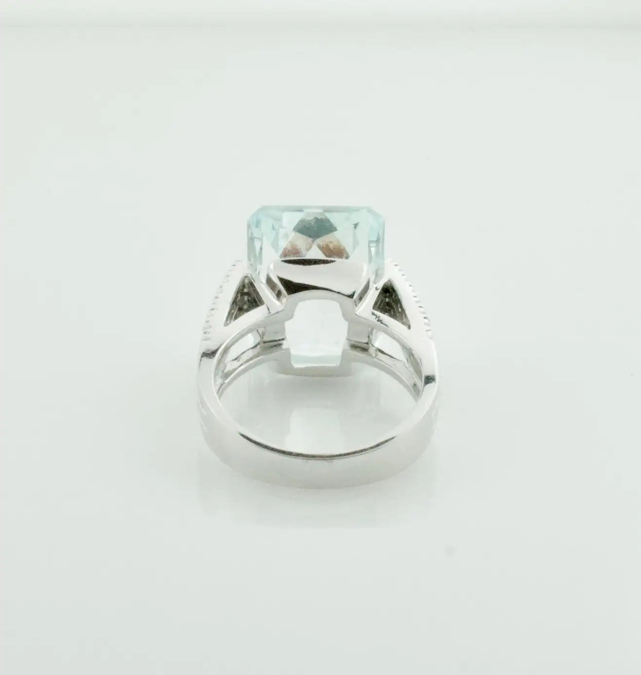 Estate Modernistic Aquamarine and Diamond Ring in White Gold