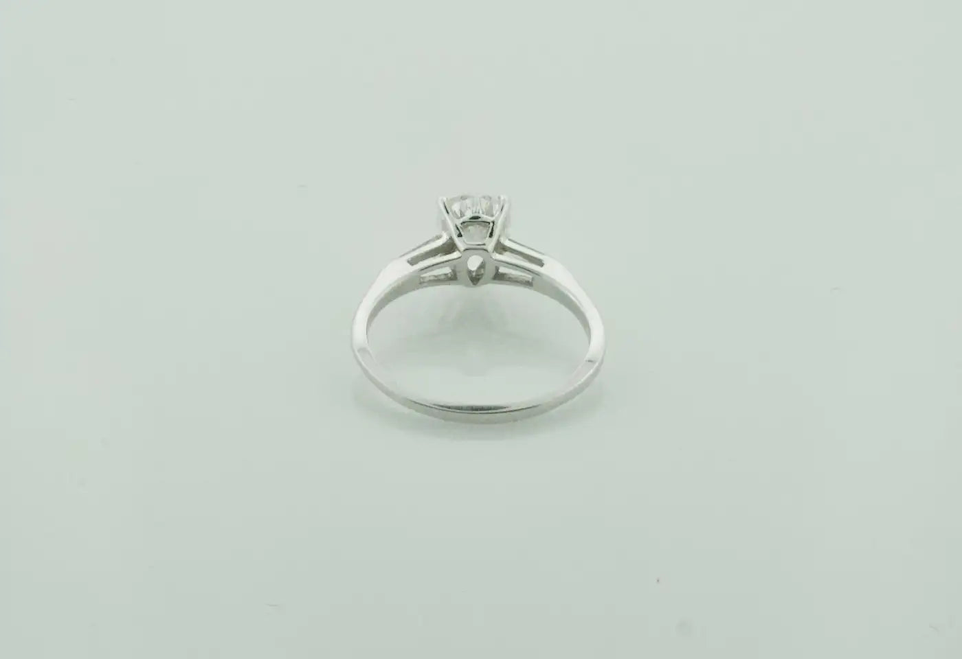 Classic Pear Shape Diamond Ring in Platinum 1.16 GIA F SI1