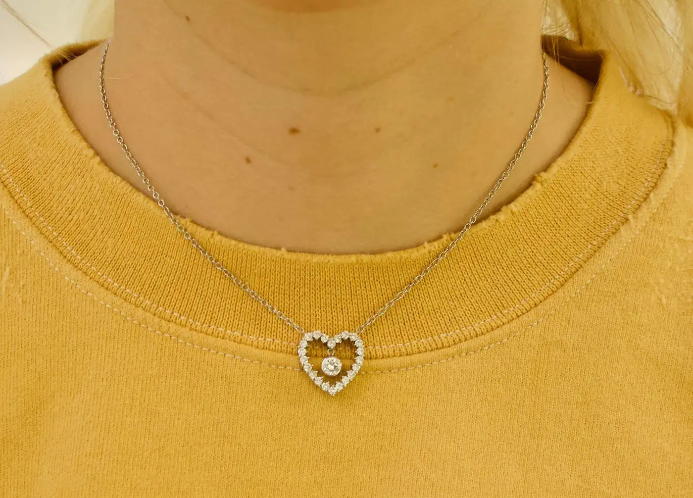 Platinum and Diamond Heart Necklace 1.05 Carats Total Weight