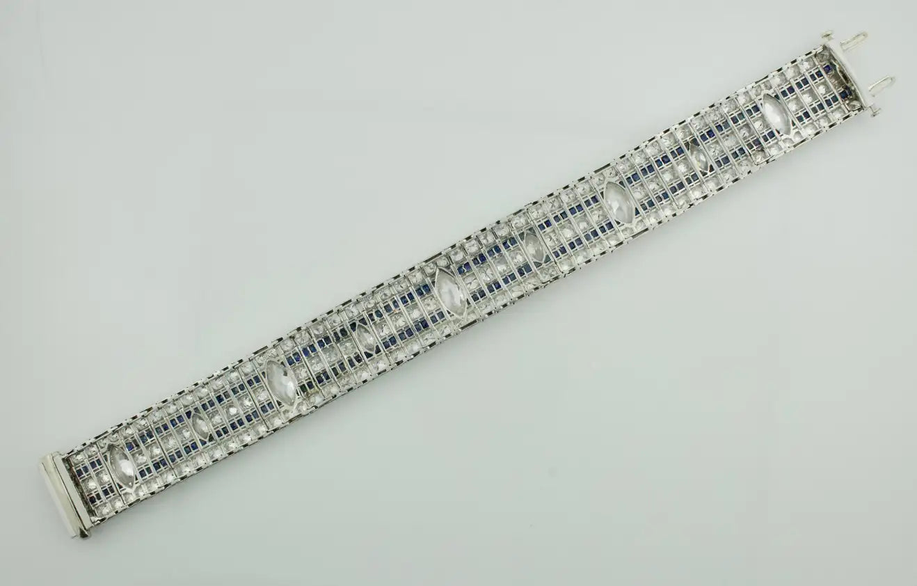 Important Platinum Diamond and Sapphire Art Deco Bracelet C. 1920's 20.00 Cts